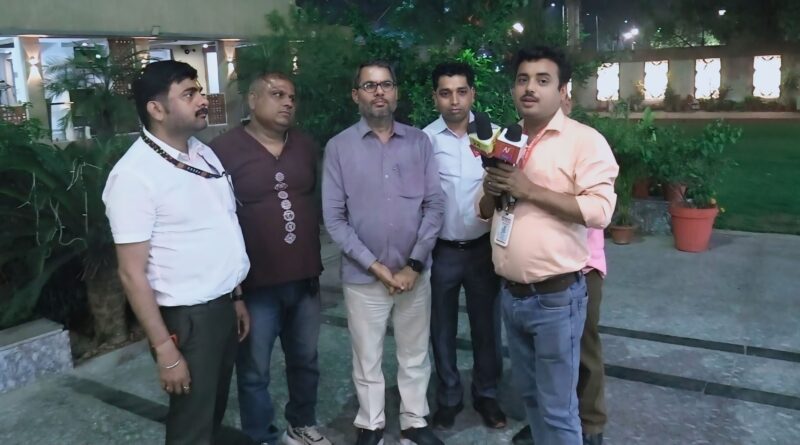 पत्रकार को धमकी दिए जाने से लोगों में आक्रोश