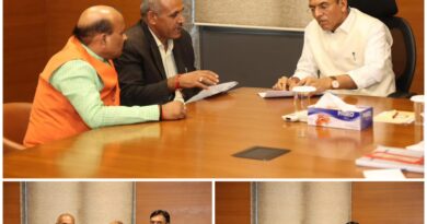 डॉ. मनसुख मांडविया खेल एवं युवा कल्याण मंत्री भारत सरकार से इंडियन एमेच्योर बॉक्सिंग फेडरेशन के अध्यक्ष एवं महासचिव ने भेंट की!!