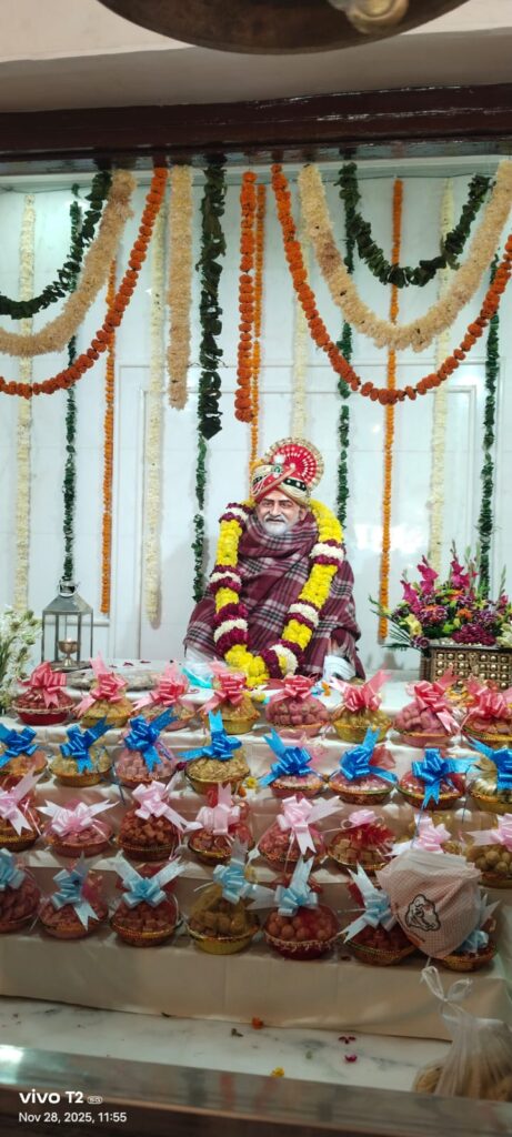बाबा नीब करोरी महाराज -अंतरराष्ट्रीय ख्याति, प्राप्त दिव्य अलौकिक शक्तियों से परिपूर्ण संत